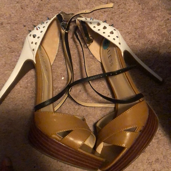 Guess platform heels - Picture 2 of 4